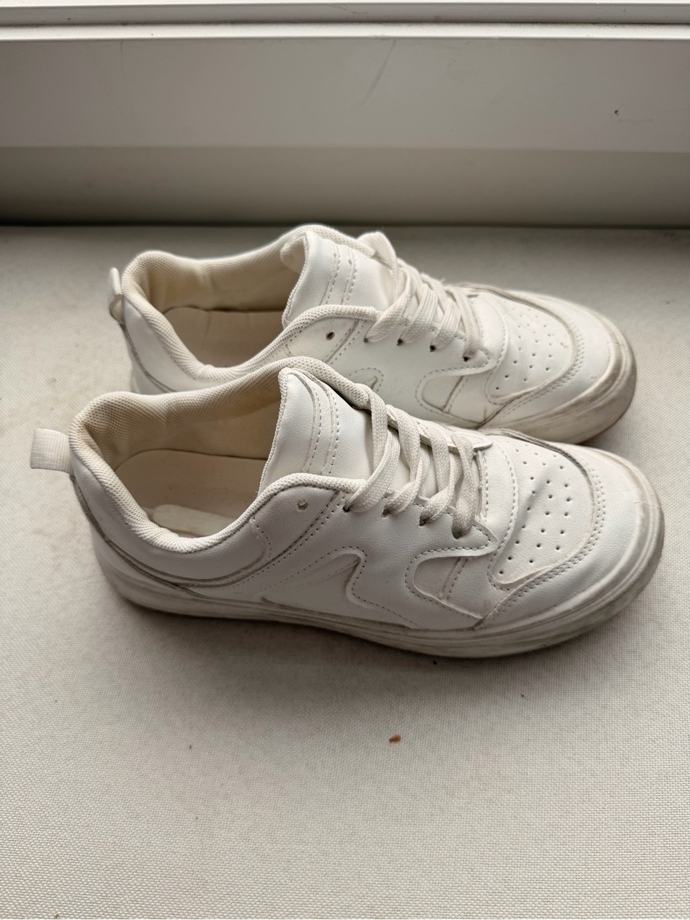 SHEIN White Women's Platform Sneakers